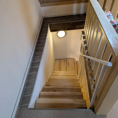A Bejárat Apartamento *