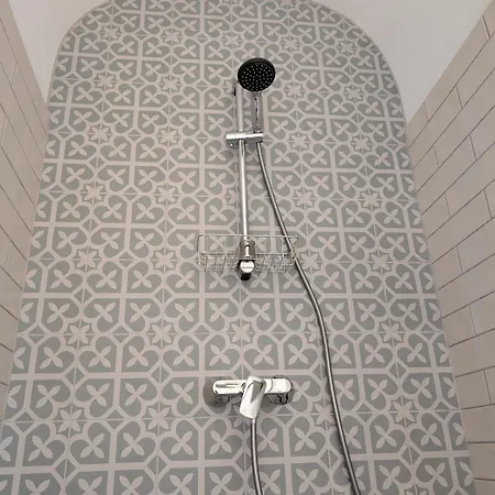 A Bejárat Apartman Balatonhenye