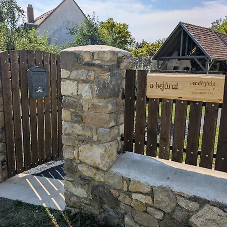 A Bejárat